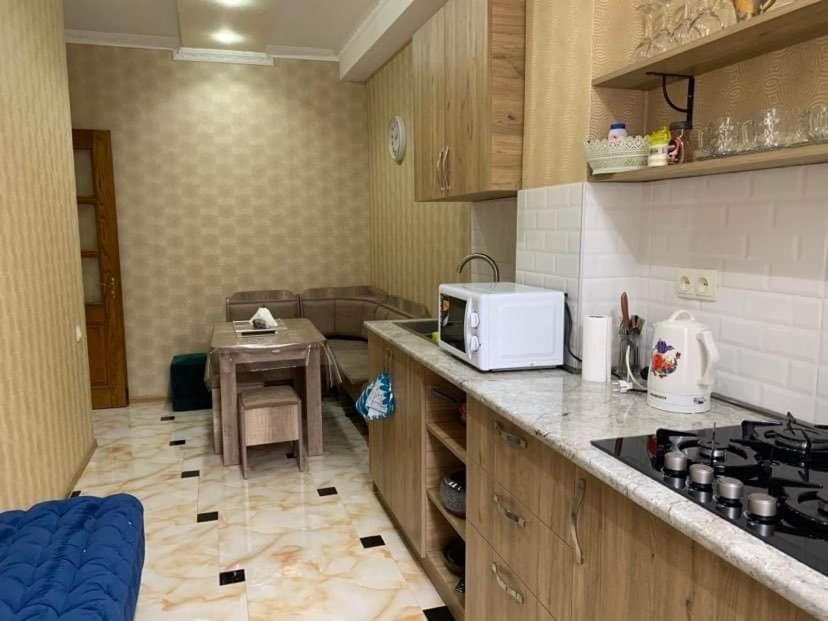Tea'S Condo In The Heart Of Тбилиси Экстерьер фото